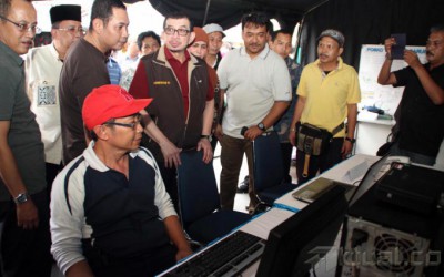Mensos Tinjau Posko Banjir di Kawasan Jatinegara
