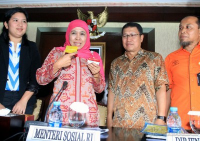 Menteri Sosial Luncurkan Kartu PSKS