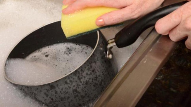 Minyak Tanah & Asam Sitrat Berkhasiat Hilangkan Karat, Seperti Ini Caranya