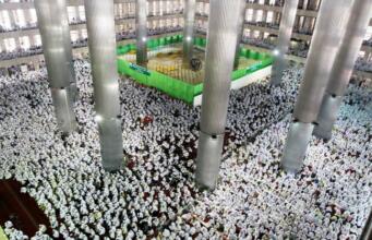 Sholat Ied Istiqlal, Khotbah Singgung Kerusakan Tatanan Sosial
