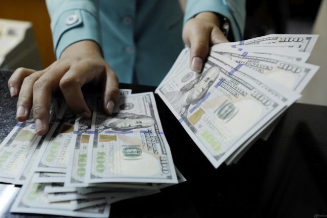 Nihil Sentimen Positif, Rupiah Diprediksi Terus Melemah