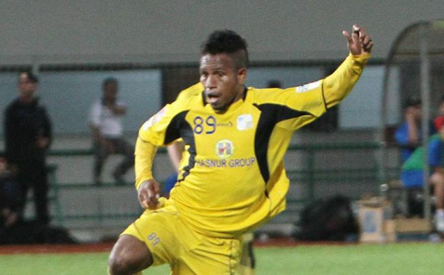 Okto Tak Takuti Pemain Persebaya