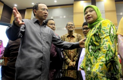 Ongkos Naik Haji Turun