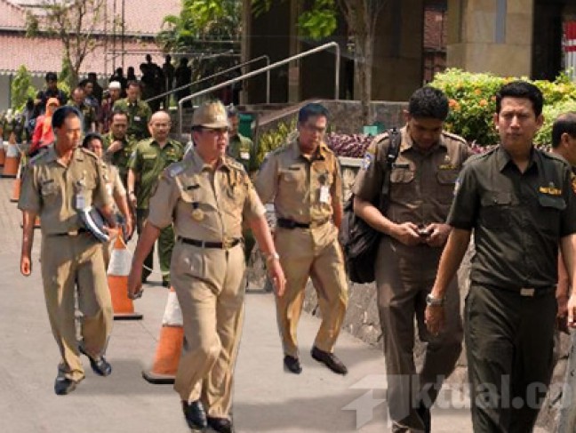 PNS Bogor Gunakan Angkutan Umum Dan Sepeda