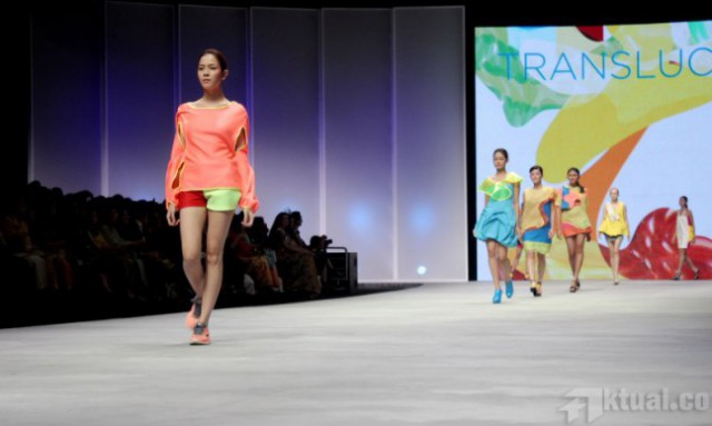 Pagelaran Glam Fashion Show Charity, Desainer Terinspirasi Film Starwars