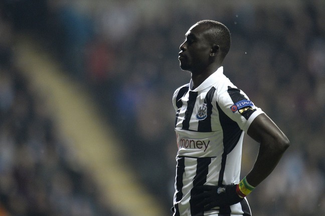 Papiss Cisse Didakwa Karena Menyikut Coleman