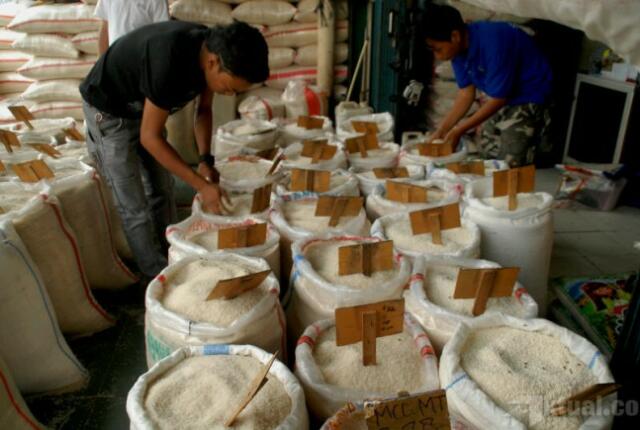 Pasca Penurunan Harga BBM, Harga Kebutuhan Pokok di Lumajang Masih Tinggi