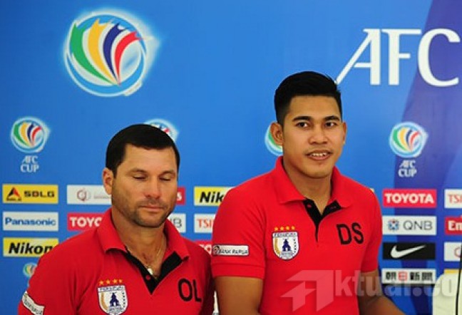 Pelatih Persipura Beri Materi Latihan Untuk Menghalau Pemain Maziya