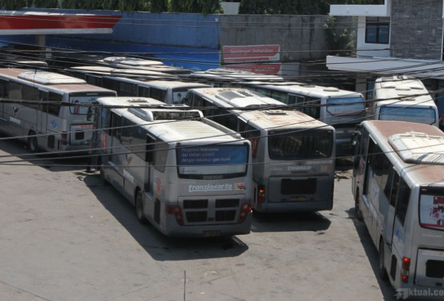 Pelayanan Tidak Memuaskan, Transjakarta Minta Maaf ke Penumpang