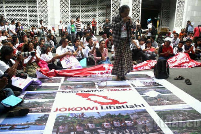 Pemerintah Diminta Tutup Perusahaan Perusak Danau Toba