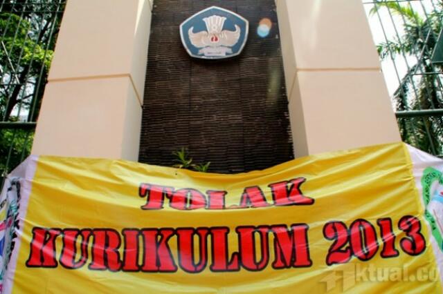 Pemprov DKI Dukung Penghentian Kurikulum 2013