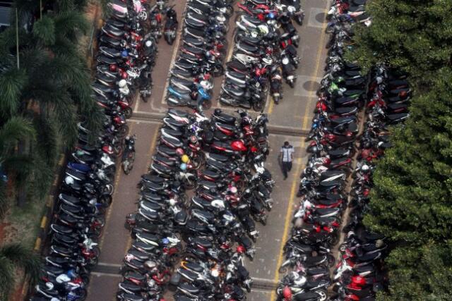 Pemprov DKI Rencanakan Tarif Parkir Motor Murah
