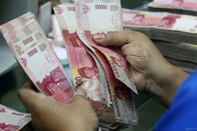 Pengaruh Sentimen Negatif Dolar, Rupiah Diprediksi Lanjutkan Kenaikan