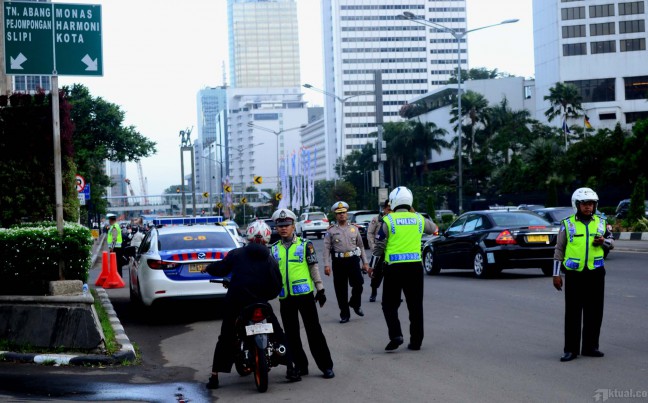 Pengendara Motor Mulai Ditilang di Thamrin