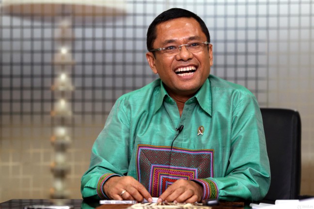 Penurunan Harga Minyak Dunia Pengaruhi Industri Hilir Petrokimia