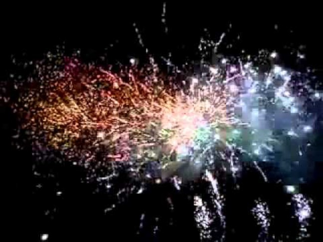 Perayaan Tahun Baru di Nol Kilometer Semarang Meriah