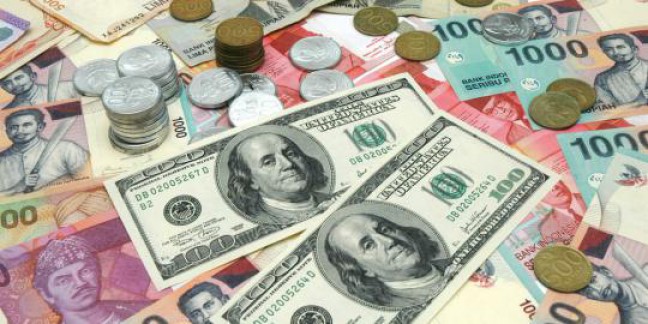 Perkiraan Peningkatan Inflasi Menekan Laju Rupiah