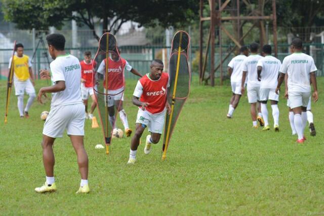 Persipura Optimis Petik Hasil Maksimal di Kandang Maziya