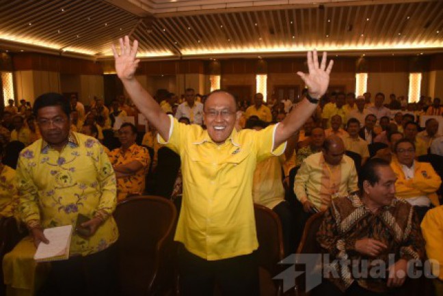 Pimpinan DPR Mengaku Terima SK Fraksi Golkar Kubu Ical