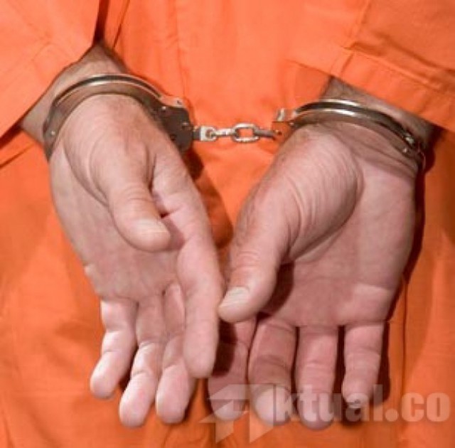 Polisi Cokok Pengedar Ekstasi di The Peak