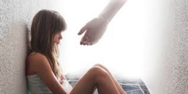 Polisi Tangkap Dua Pemerkosa Warga Tiongkok di Bandara