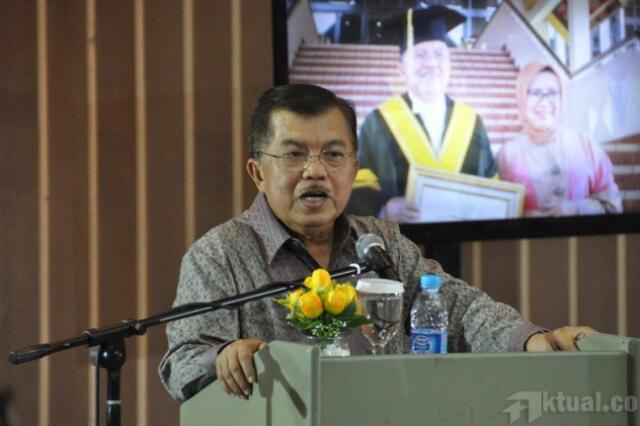 Presiden Jokowi di Luar Negeri, Wapres JK Jadi Inspektur Upacara Peringatan Hari Pahlawan