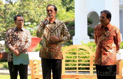 Presiden Umumkan Penurunan Harga BBM