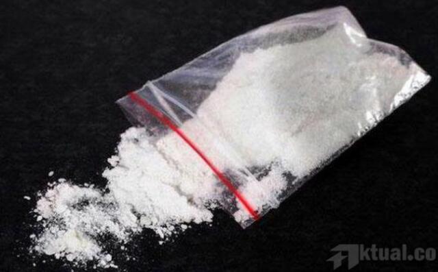 Purek Unhas Diciduk Saat Pesta Sabu