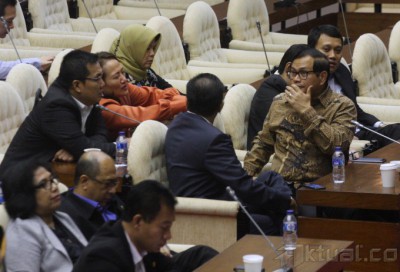 Rapat Paripurna DPR Tandingan Dihadiri 137 Anggota