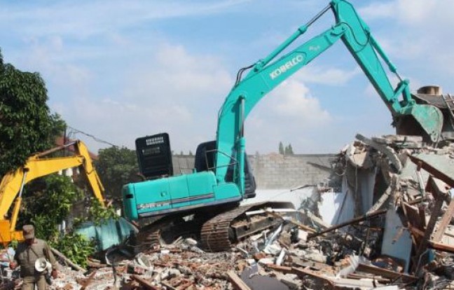 Ratusan Bangunan di Duren Sawit Dibongkar, Proyek Pelebaran Jalan