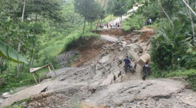 Relokasi Korban Longsor, Pemkab Sewa Puluhan Rumah