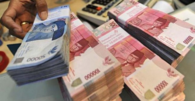 Rupiah Dibuka Menguat ke Level Rp13.212 per Dolar AS