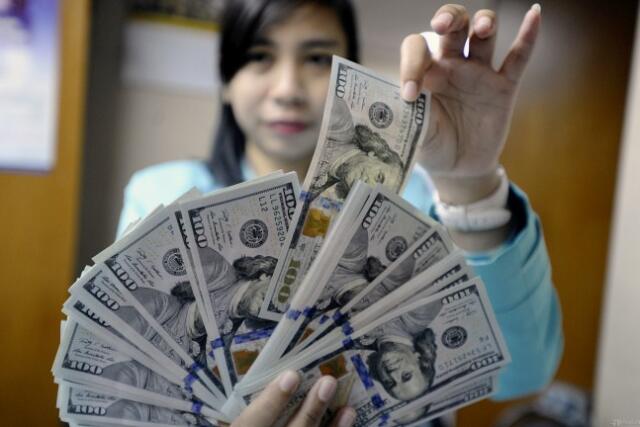 Rupiah Menguat 46 Poin ke Rp12.755