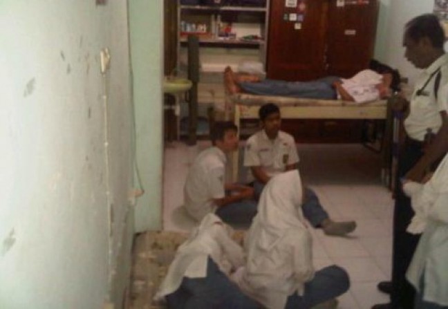 Sebanyak 14 Siswa MAN Surabaya Keracunan Kue Tar