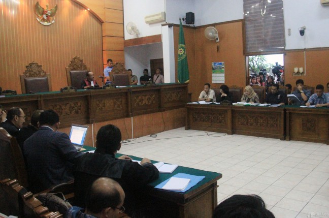 Sidang di Mulai, Hakim Sarpin Hanya Bacakan Pertimbangan Hukum