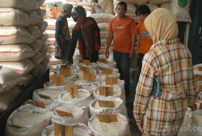 Spekulasi Kenaikan Harga Beras Jadi Ajang Persekongkolan