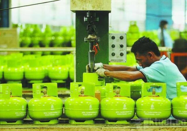 Tabung Melon Meledak, Satu Keluarga Alami Luka Bakar