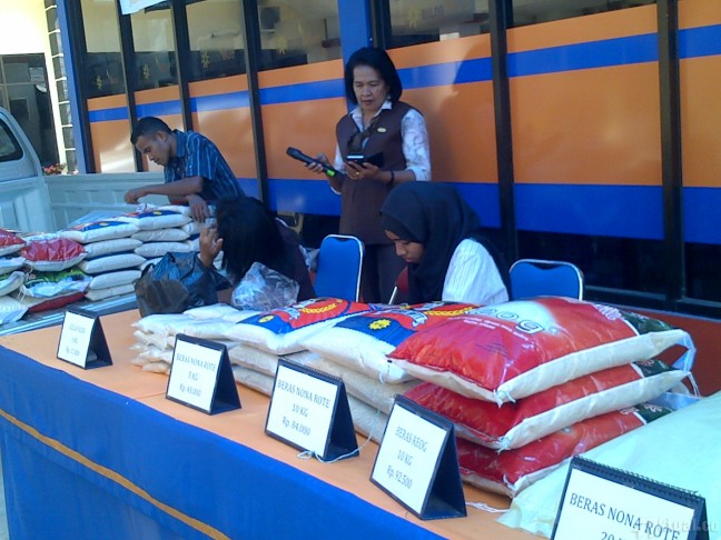 Tekan Harga Beras, Pemerintah Harus Perkuat Pengendalian Stok Beras