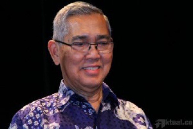 Try Soetrisno 'Sentil' Kebiasaan 'Ngaret' di Kalangan Pejabat