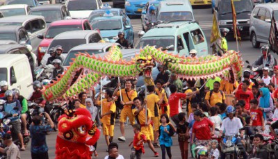 Umat Tionghoa Ritual Cap Go Meh