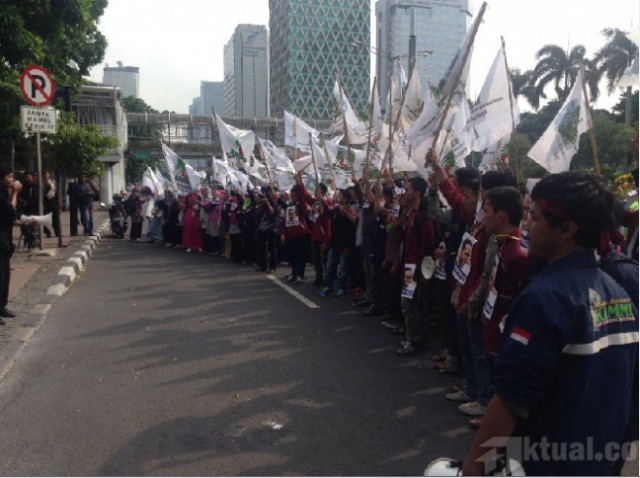 Unjuk Rasa, KAMMI Bandung Nilai Kinerja Pemerintah Rugikan Rakyat