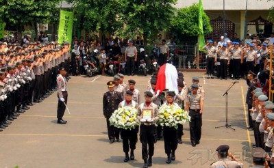 Upacara Pemakaman Bripka Sukardi