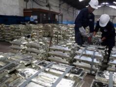 Bareskrim Polri Tangkap 11 Tersangka Penambangan dan Penyelundupan Timah Ilegal ke Malaysia