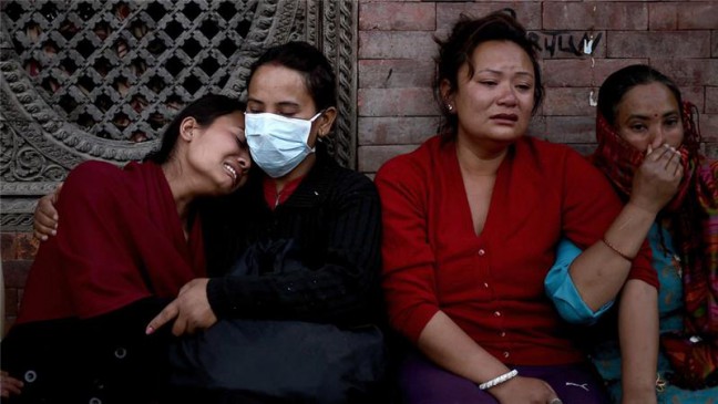 Warga Nepal Frustasi Menunggu Bantuan Pasca Gempa