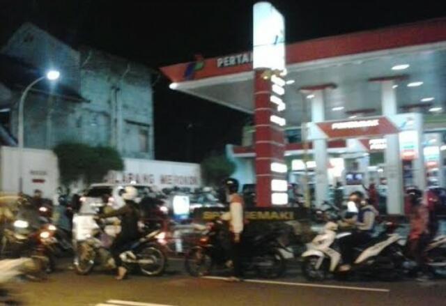 Warga Yogya Juga Serbu SPBU