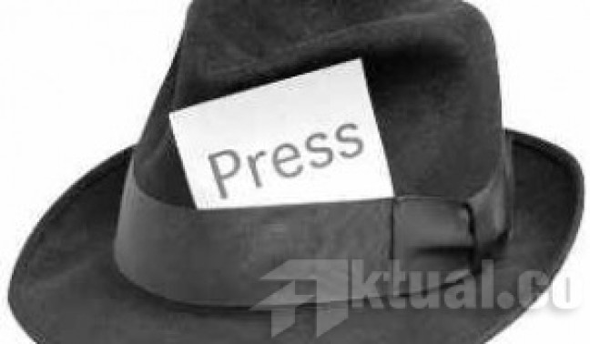 Wartawan Kota Ambon Diskusi Implementasi UU KIP