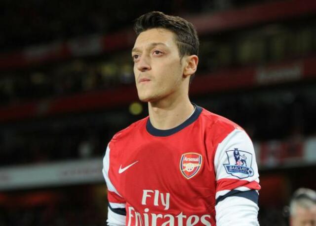 Wenger Konfirmasi Cedera Ozil