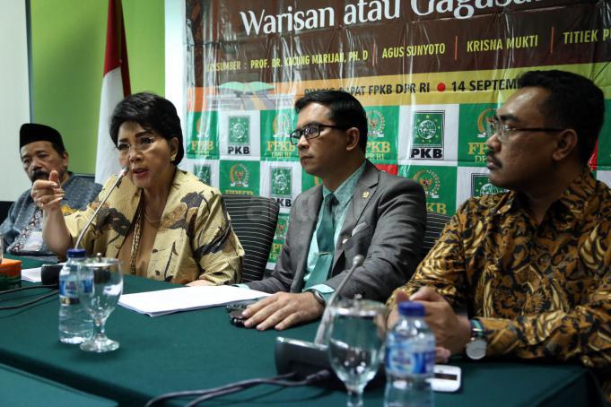 Warisan atau Gagasan (2)