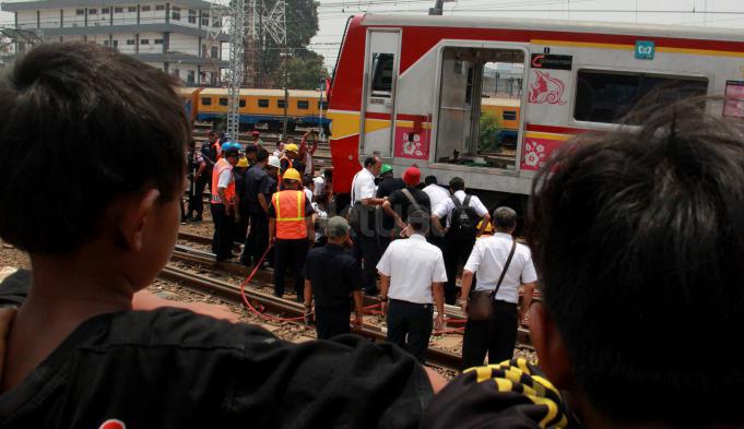 KRL-Anjlok-27-10-2015 (96)