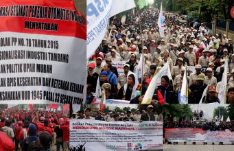 Ribuan Buruh Kawasan Industri Pulo Gadung Mogok Nasional